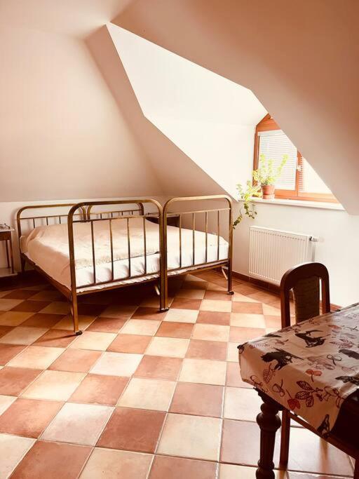 Apartman Se Zahradou 20 Minut Do Centra Prahy Ořech Exteriér fotografie
