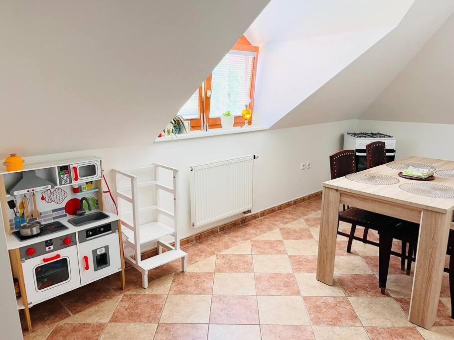 Apartman Se Zahradou 20 Minut Do Centra Prahy Ořech Exteriér fotografie